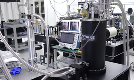 用于冷卻THz發射源的低震動閉環低溫系統安裝成功