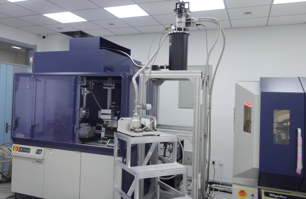 匹配日本理學X-ray衍射儀的高壓低溫系統安裝成功