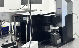 超精細光學顯微低溫恒溫器安裝成功